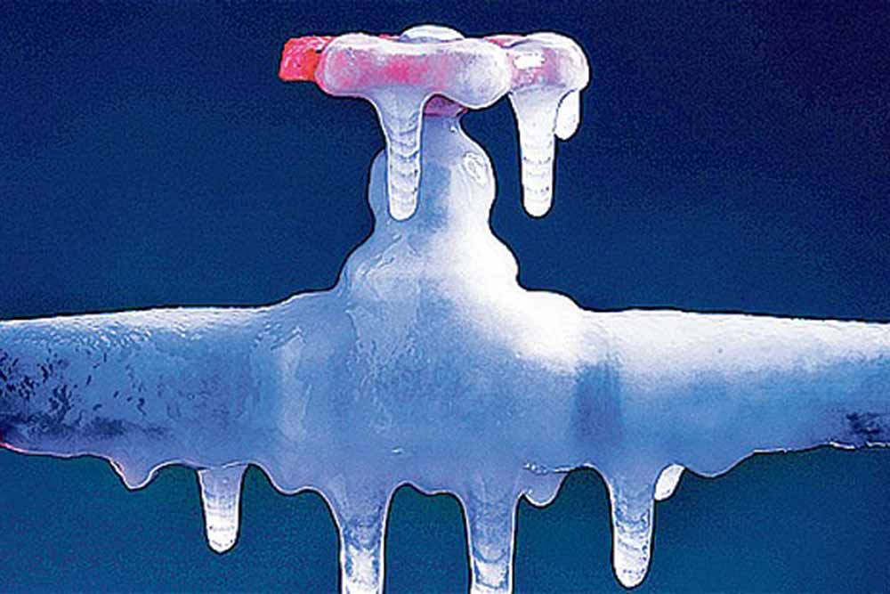 preventing frozen pipes